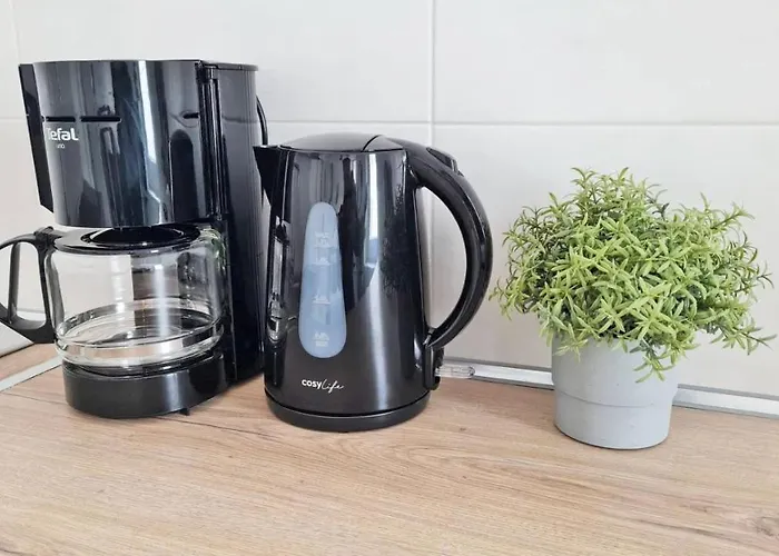 Maxbnb - Studio Cozy - Climatise - Wifi Fibre - 10 Min A Pied Gare -3-