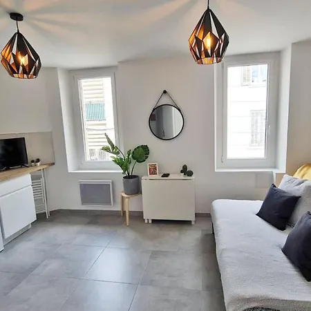 Maxbnb - Studio Cozy - Climatise - Wifi Fibre - 10 Min A Pied Gare -3- Toulon Exterior photo